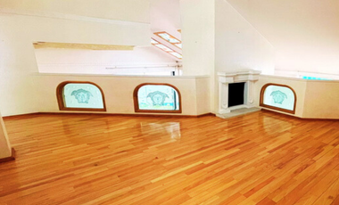 Casa en venta FUENTES DEL PEDREGAL  en cerrada y con jardín