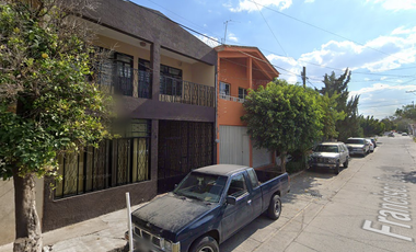 VENTA DE CASA AGUASCALIENTES VERSALLES 2DA SECCION
