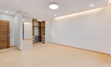 Notable Brand New Modern Duplex Unit For Sale in Kapitolyo, Pasig City