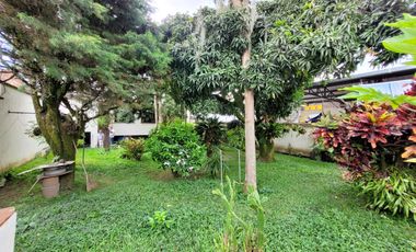 SE ARRIENDA CASA COMERCIAL EN LA CRA 7 CERCA AL LAGO, VIA PRINCIPAL.