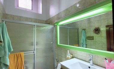 SE ARRIENDA CASA COMERCIAL EN LA CRA 7 CERCA AL LAGO, VIA PRINCIPAL.