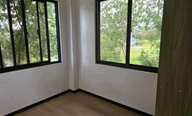 Brandnew Hosue and Lot for Sale in Villa Segovia -EGR