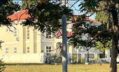 House for sale in Mamplasan, Biñan, Laguna