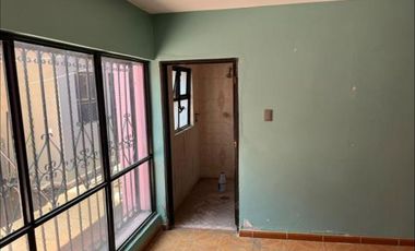 SE VENDE CASA CON CUATRO HABITACIONES SAN LORENZO XICOTENCATL IZTAPALAPA CDMX