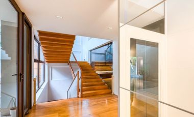MODERN MASTERPIECE IN WHITE PLAINS Ultra-Luxury Smart Home in a Prime Quezon City Enclave