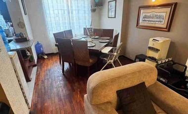 VENTA DE CASA TRES PISOS + 1 MINI DEPARTAMENTO EN LOS MOLINOS, SECTOR JIPIRO (COMPLEJO FERIAL) LOJA