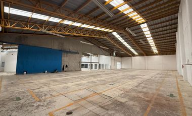 Bodega Industrial de 1890 m2 San Pedro Cholula  con anden y transformador