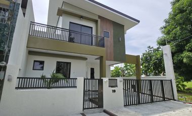 4 Bedroom Single Detached House and Lot  for Sale in The Pakplace Village, Imus, Cavite