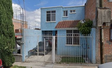 CASA EN VENTA DEL GAMBITO LOMAS DEL AJEDREZ AGUASCALIENTES