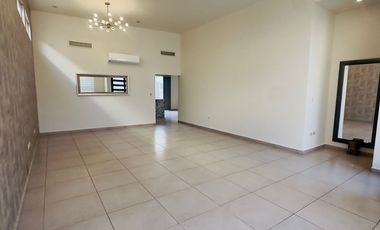 Casa en Monterosa Residencial