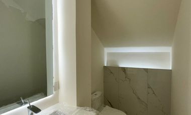 1000 sqm Three-Storey Newly Renovated Beautiful House near Capitol Homes, Ateneo de Manila University, UP Town Centet