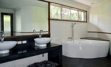 Modern 3 Bedroom House FOR RENT - Dasmarinas Village, Makati City