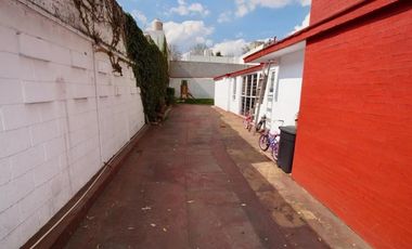 Venta casa en Jardines de San Mateo