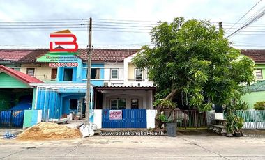 ทาวน์เฮาส์ ศุภลักษณ์ ลําลูกกา-คลอง 7 เนื้อที่ 16 ตร.ว (ซอยเทศบาล, ใกล้ตลาดชัชวาล คลอง 7) ตำบลลำลูกกา อำเภอลำลูกกา ปทุมธานี