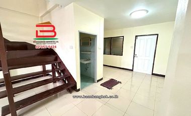 ทาวน์เฮาส์ ศุภลักษณ์ ลําลูกกา-คลอง 7 เนื้อที่ 16 ตร.ว (ซอยเทศบาล, ใกล้ตลาดชัชวาล คลอง 7) ตำบลลำลูกกา อำเภอลำลูกกา ปทุมธานี