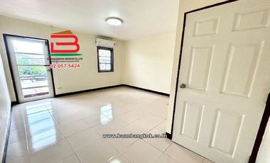 ทาวน์เฮาส์ ศุภลักษณ์ ลําลูกกา-คลอง 7 เนื้อที่ 16 ตร.ว (ซอยเทศบาล, ใกล้ตลาดชัชวาล คลอง 7) ตำบลลำลูกกา อำเภอลำลูกกา ปทุมธานี