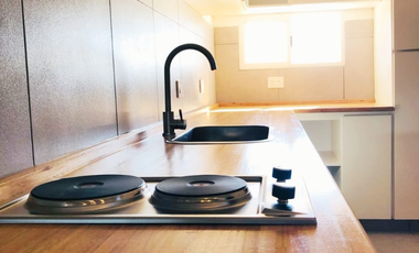 Vendo Departamento en PH a Estrenar. Barrio Cerrado (sin Expensas). 2 Dormitorios. Patio. Parrilla. Se Entrega Amueblado.