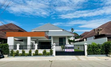 For Sale 2-storey single house, split levels, newly renovated, with interior decoration