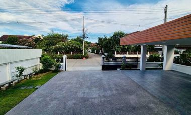 For Sale 2-storey single house, split levels, newly renovated, with interior decoration