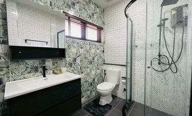 For Sale 2-storey single house, split levels, newly renovated, with interior decoration