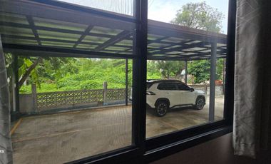 Single house for sale Modern style, 101 sqw., size 3 beds, 2 baths, 1 kitchen, 1 living room, 1 prayer room, usable area 200 sq m., price 13.8 million