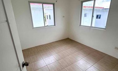 Modern 2Storey House for Rent in Fountain Grove