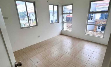 Modern 2Storey House for Rent in Fountain Grove