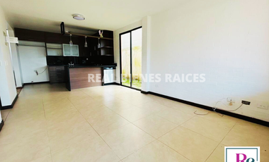 Se vende casa esquinera en unidad cerrada