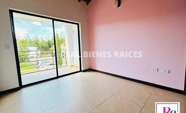 Se vende casa esquinera en unidad cerrada