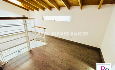 Se vende casa esquinera en unidad cerrada