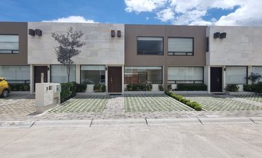 CASA EN RENTA FRACC. LOMAS VIRREYES EN CALIMAYA A 15 MINUTOS GALERIAS METEPEC