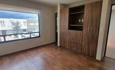 CASA EN RENTA FRACC. LOMAS VIRREYES EN CALIMAYA A 15 MINUTOS GALERIAS METEPEC