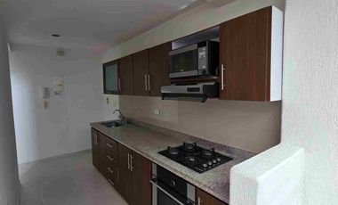 Venta de casa de dos pisos en conjunto cerrado al oriente de la ciudad,entrada por el barrio la rioja de la ciudad de neiva.