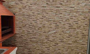 Venta de casa de dos pisos en conjunto cerrado al oriente de la ciudad,entrada por el barrio la rioja de la ciudad de neiva.