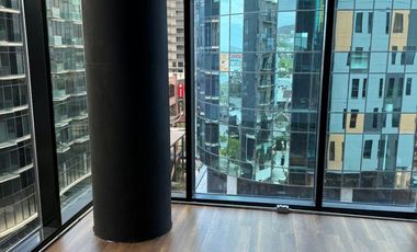 Oficina en renta – Prisma 601, lista para ocupar con 5 estacionamientos