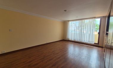 CASA EN RENTA EN FRACCIONAMIENTO UBICADO EN VÍA ATLIXCÁYOTL A UNOS PASOS DE ANGELÓPOLIS