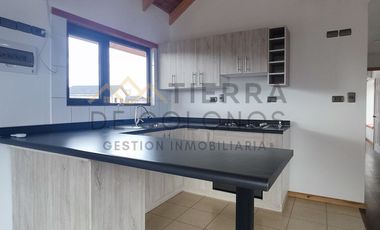 COD-519 Arriendo Casa 3 D 2 B cocina integrada