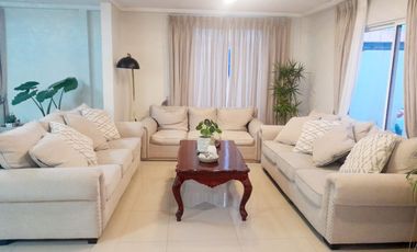 Se Vende 15.000 UF, Casa tipo isla con gran terreno  sector sur vista al mar ubicado  en Antofagasta