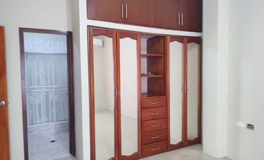 casa rentera de venta en manta zona norte R/H