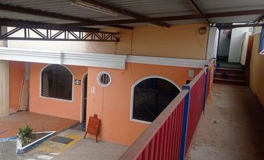 Casa de venta en manta sector sur R/B