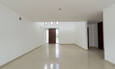 Casa en Venta, Residencial Praderas del Mayab. Conkal, Yucatán