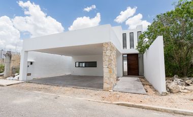 Casa en Venta, Residencial Praderas del Mayab. Conkal, Yucatán