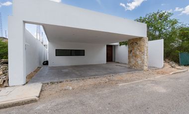 Casa en Venta, Residencial Praderas del Mayab. Conkal, Yucatán