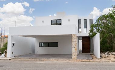 Casa en Venta, Residencial Praderas del Mayab. Conkal, Yucatán