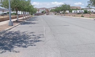 Terreno en venta – Bosques del Valle II, frente a parque