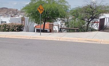 Terreno en venta – Bosques del Valle II, frente a parque