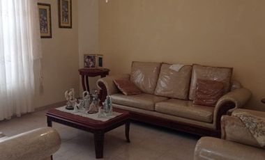 Casa de venta en manta sector sur R/B