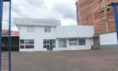 amplio terreno en venta con área de oficinas ideal para todo con IPRUS para 6 pisos