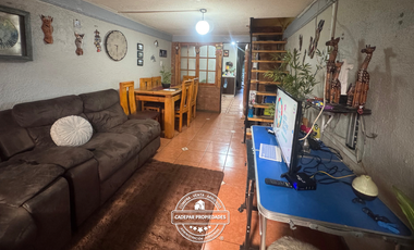 VENDE C ASA DE DOS PISOS EN EL BOSQUE