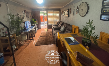 VENDE C ASA DE DOS PISOS EN EL BOSQUE